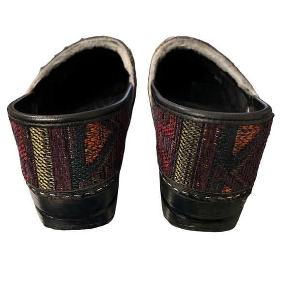 Dansko Professional Aztec Southwestern Native Tapestry Clogs EU 37 US 6.5-7 - Picture 3 of 8